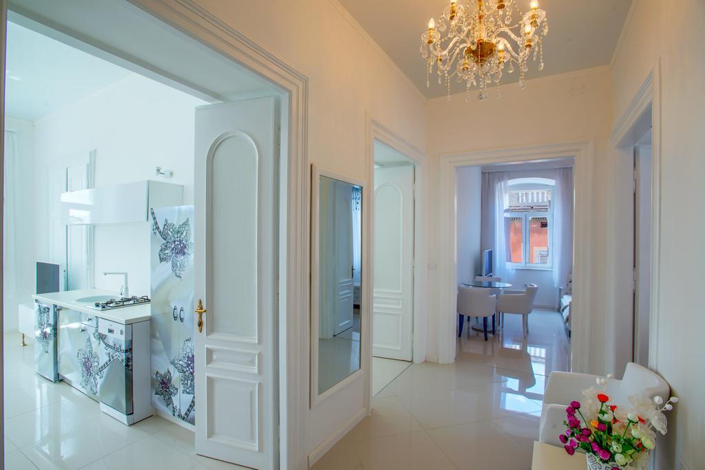 PUY Collins Apartments Center מראה חיצוני תמונה
