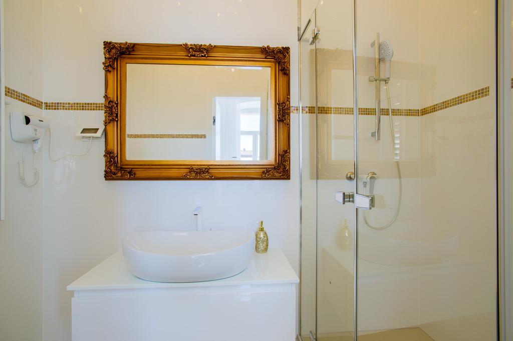 PUY Collins Apartments Center מראה חיצוני תמונה